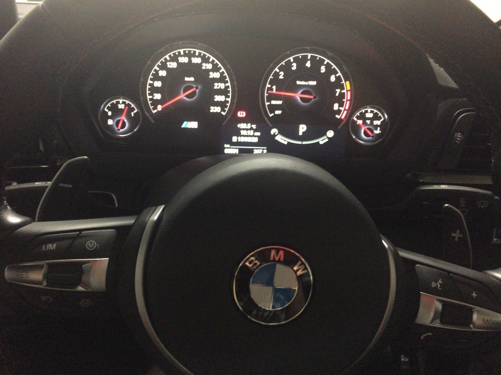 BMWフロントパネル